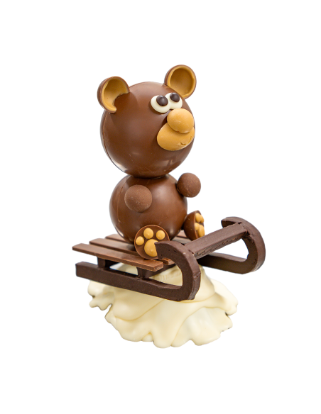 L'ourson sur sa luge